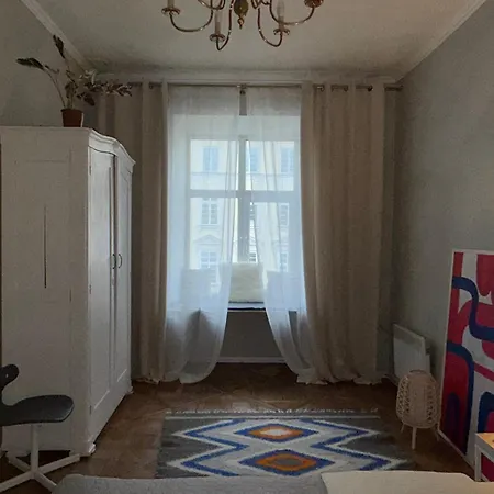 Apartment Art On Rynok Square