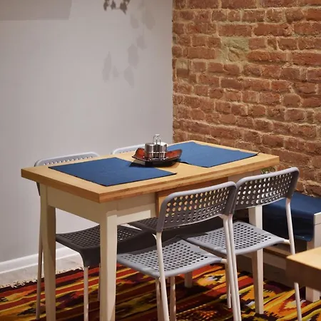 Art On Rynok Square Львів