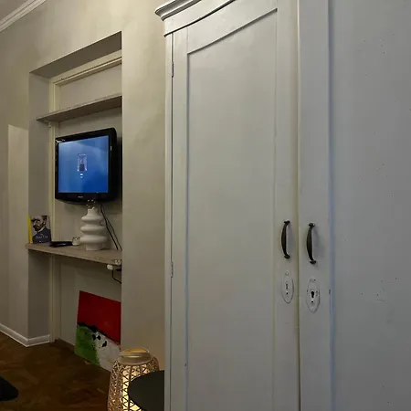 Art On Rynok Square Lviv