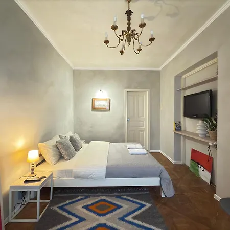 Art On Rynok Square * Lviv