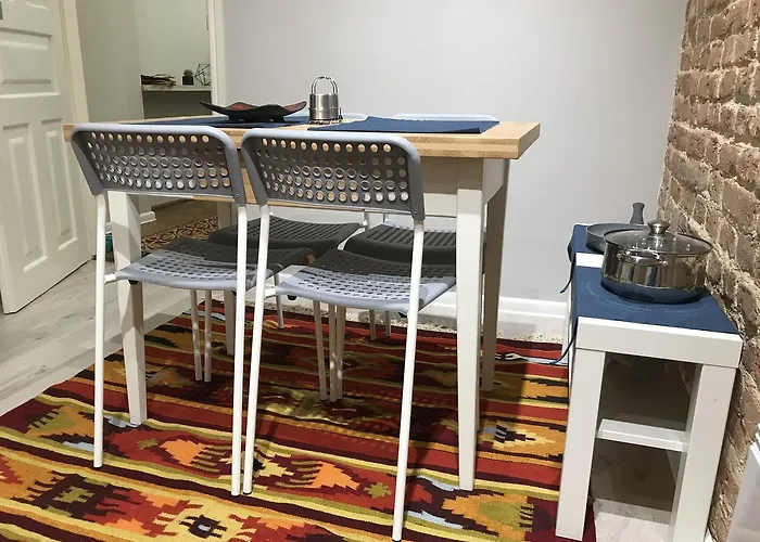 Art On Rynok Square * Lviv